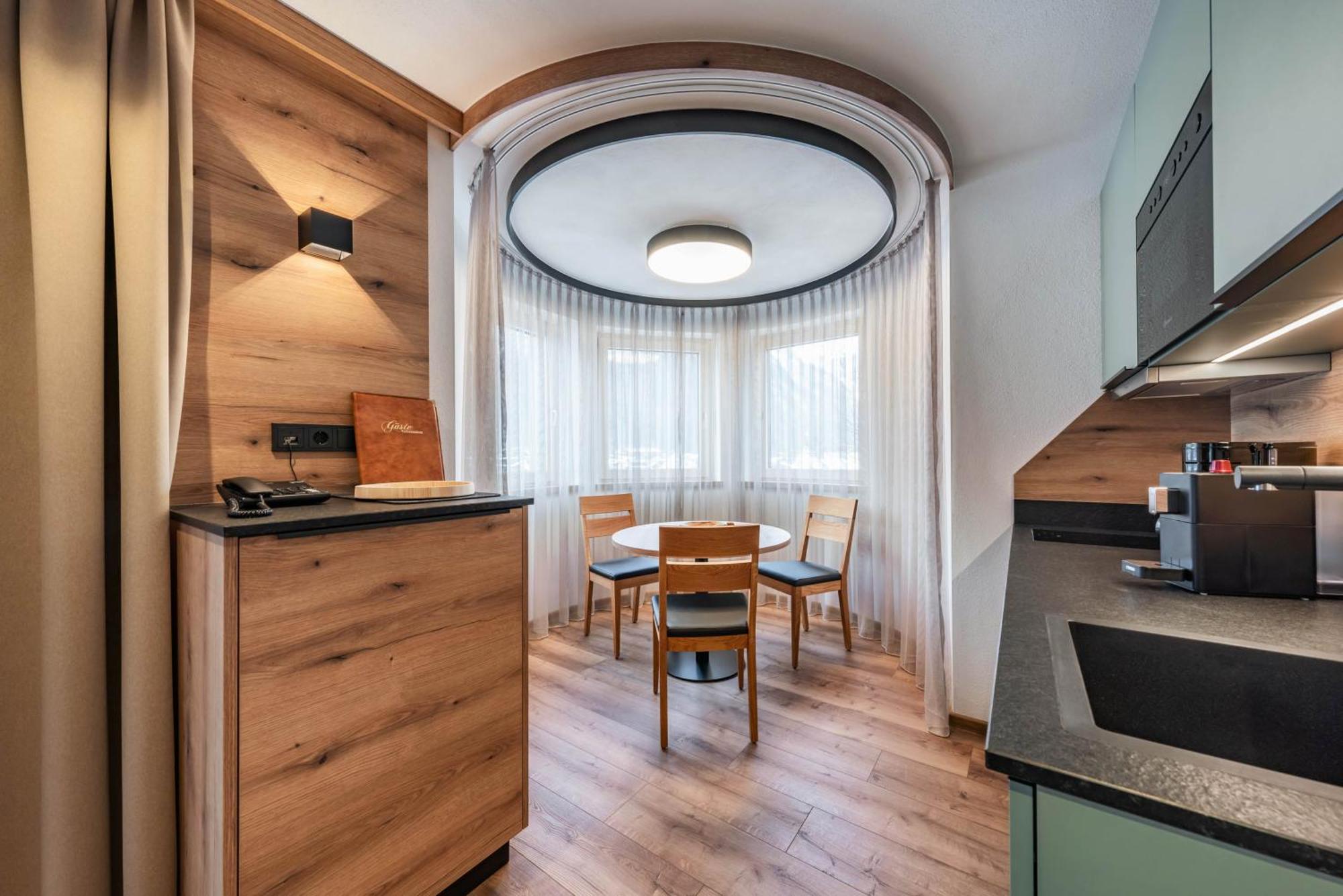 Montana Apartments Mayrhofen Extérieur photo