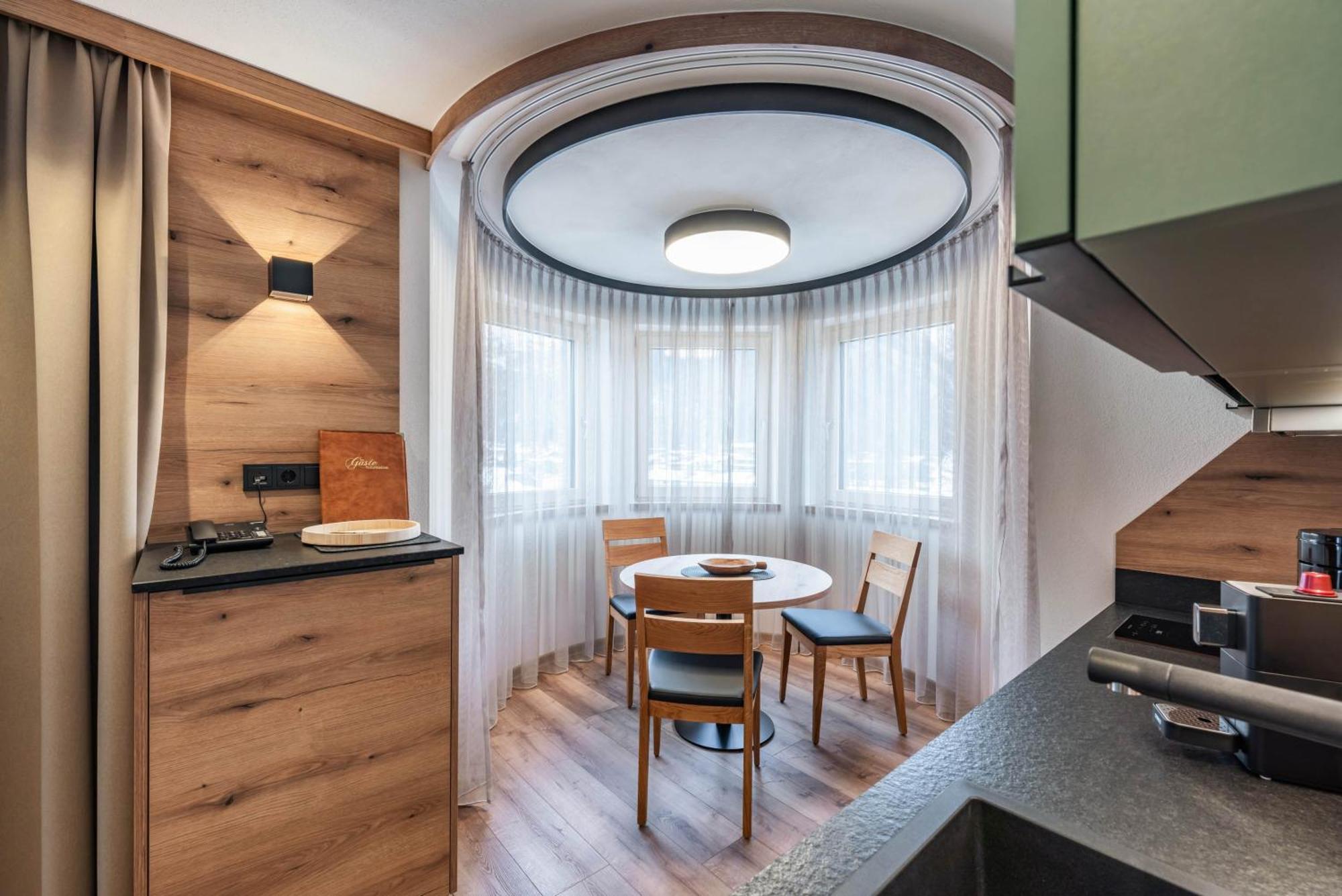 Montana Apartments Mayrhofen Extérieur photo