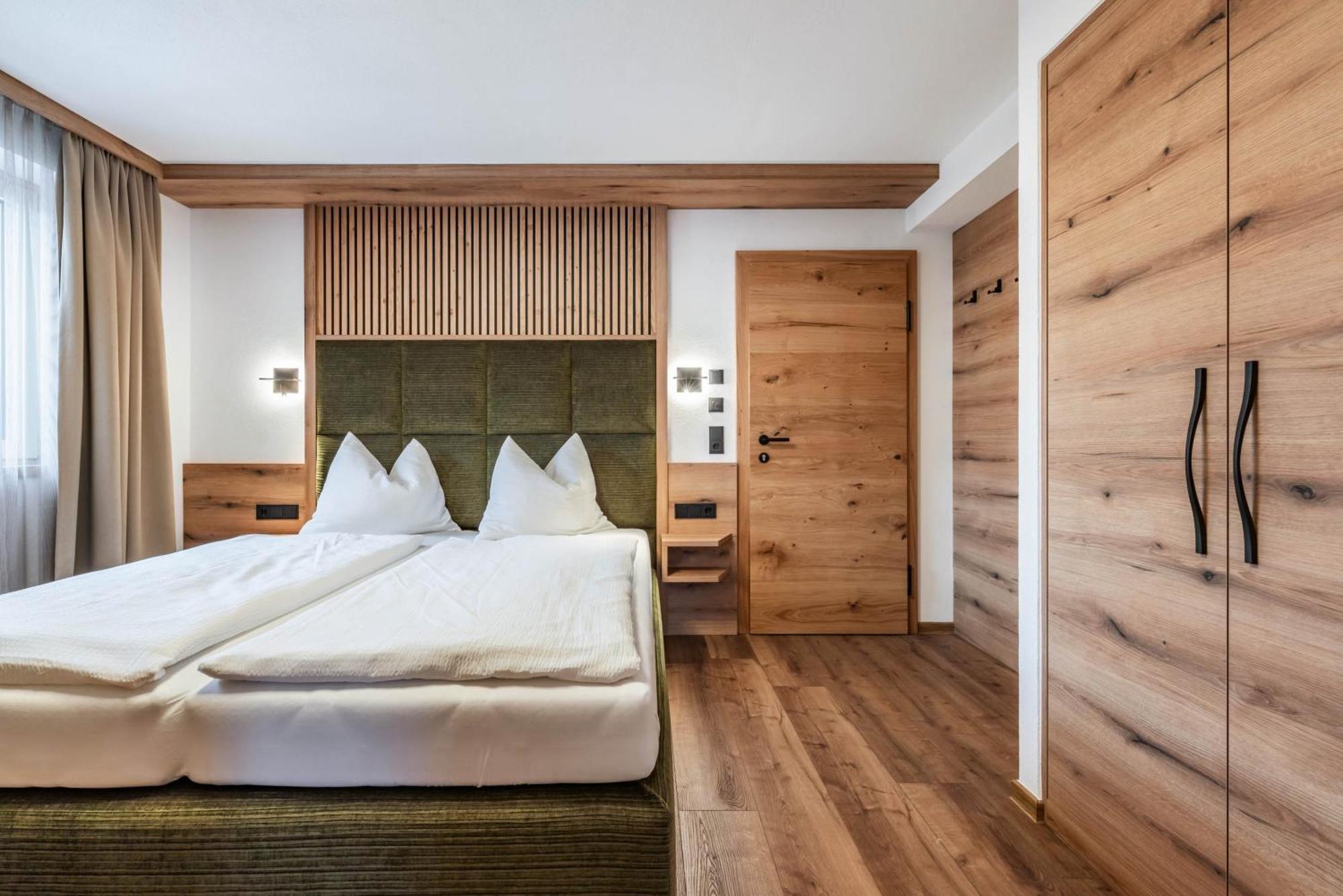 Montana Apartments Mayrhofen Extérieur photo