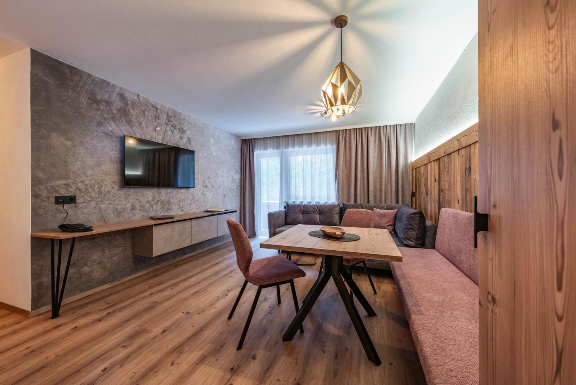 Montana Apartments Mayrhofen Extérieur photo